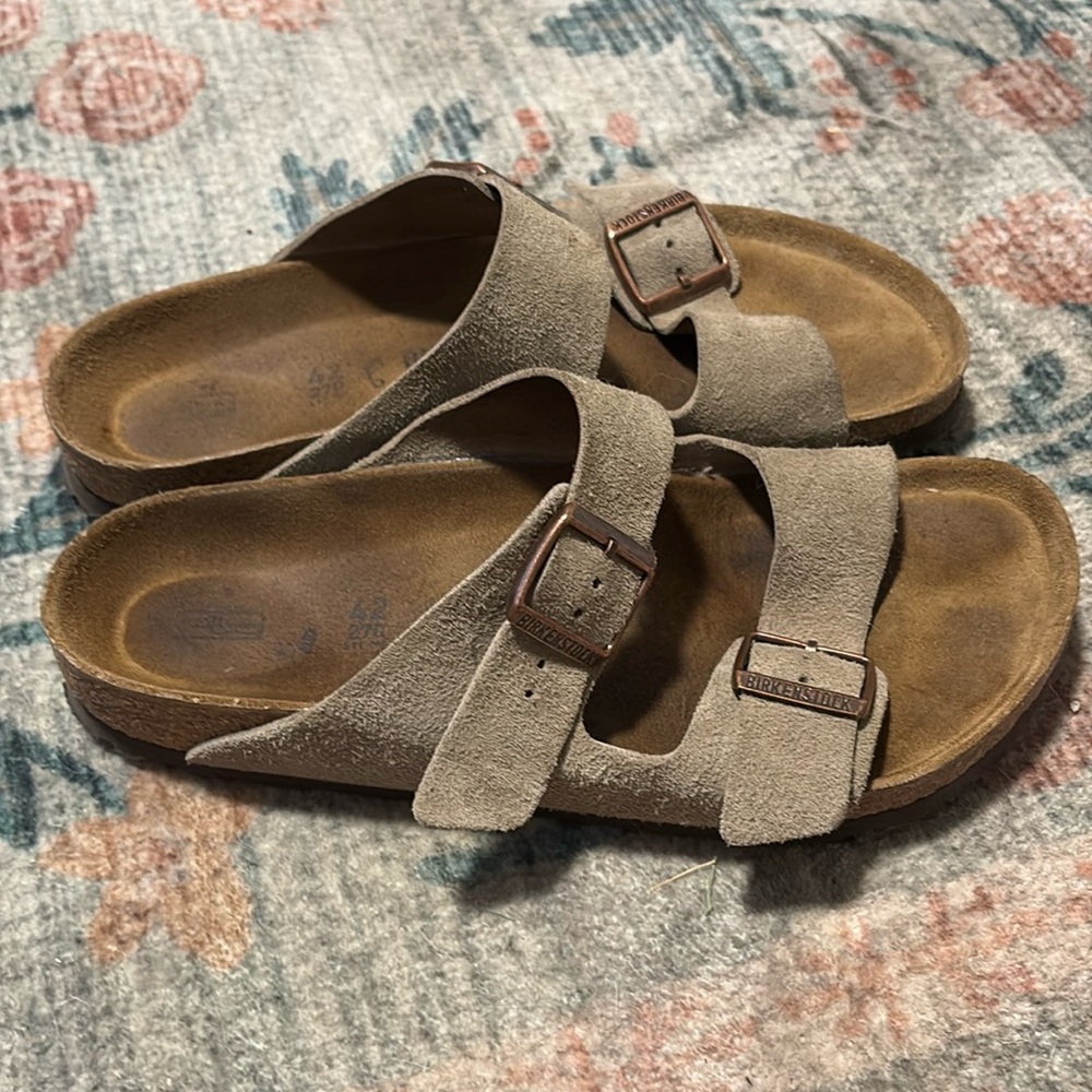 Birkenstock Arizona - Taupe Suede